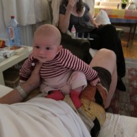 aber ganz genau, wird da geschaut, aus kleinen Augen....