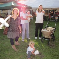 4-hallo was macht der da